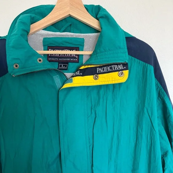 Retro Pacific Trail rain jacket windbreaker - Picture 6 of 7